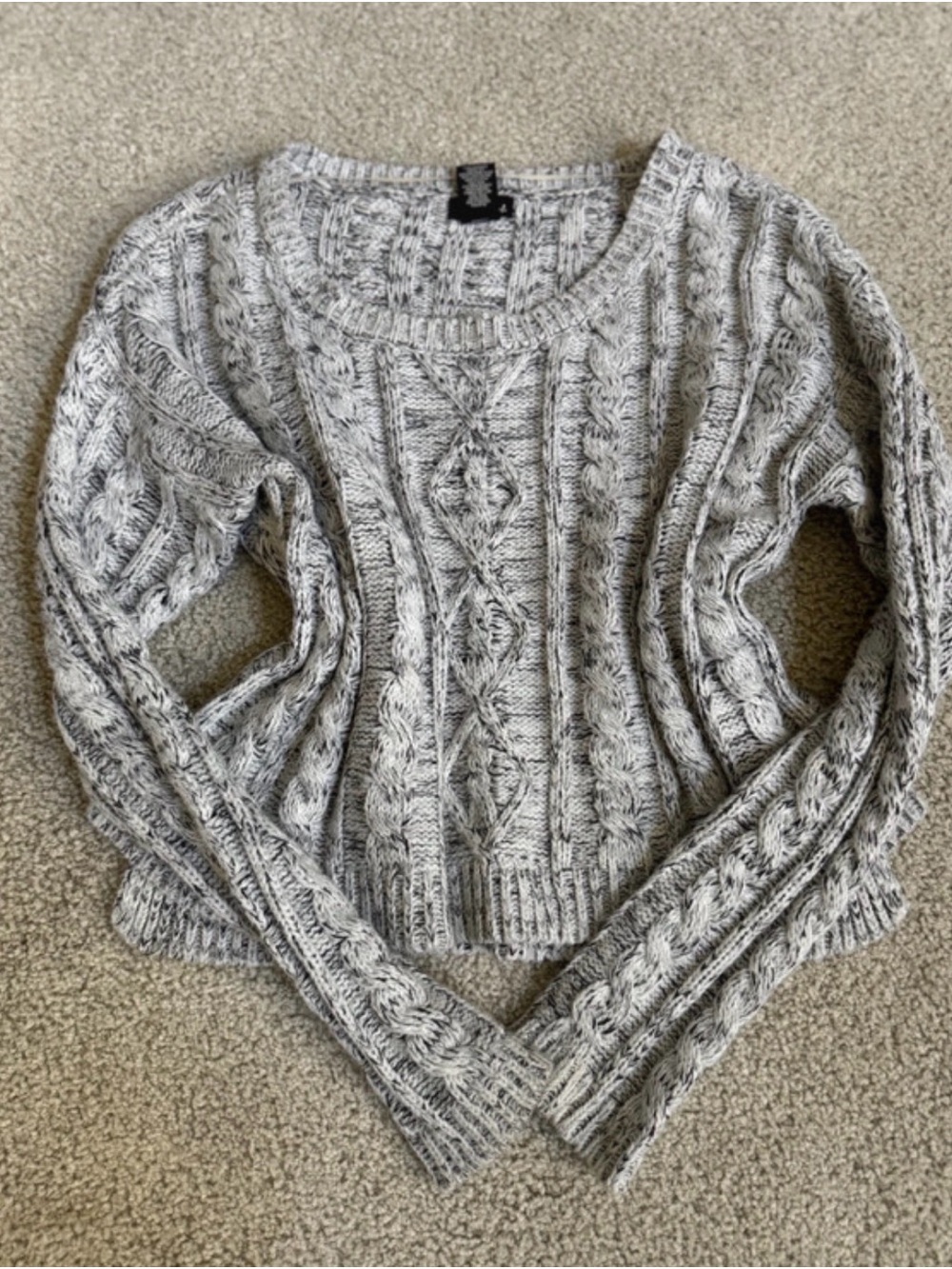 Vintage Wet Seal Gray Cable Knit Crewneck Sweater y2k 2000s